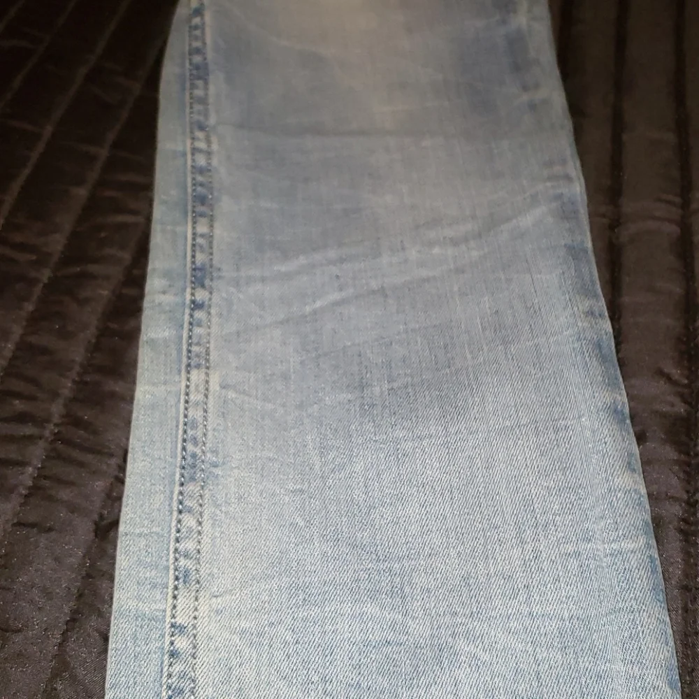 Levis 524 Too Superlow Skinny Jeans